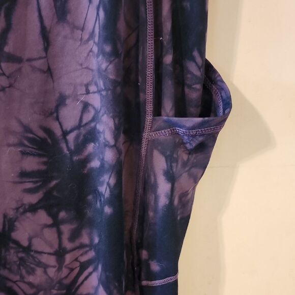 Torrid Dark Purple Tie-Dye Leggings - Picture 3 of 4